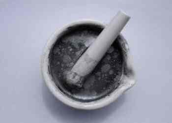 fine-particles-aluminum-on-surface-260nw-1410217118 fine-particles-aluminum-on-surface-260nw-1410217118